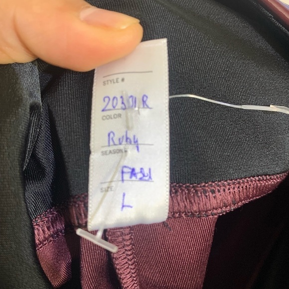 Spanx Faux Patent Leather Leggings size S - Picture 8 of 13